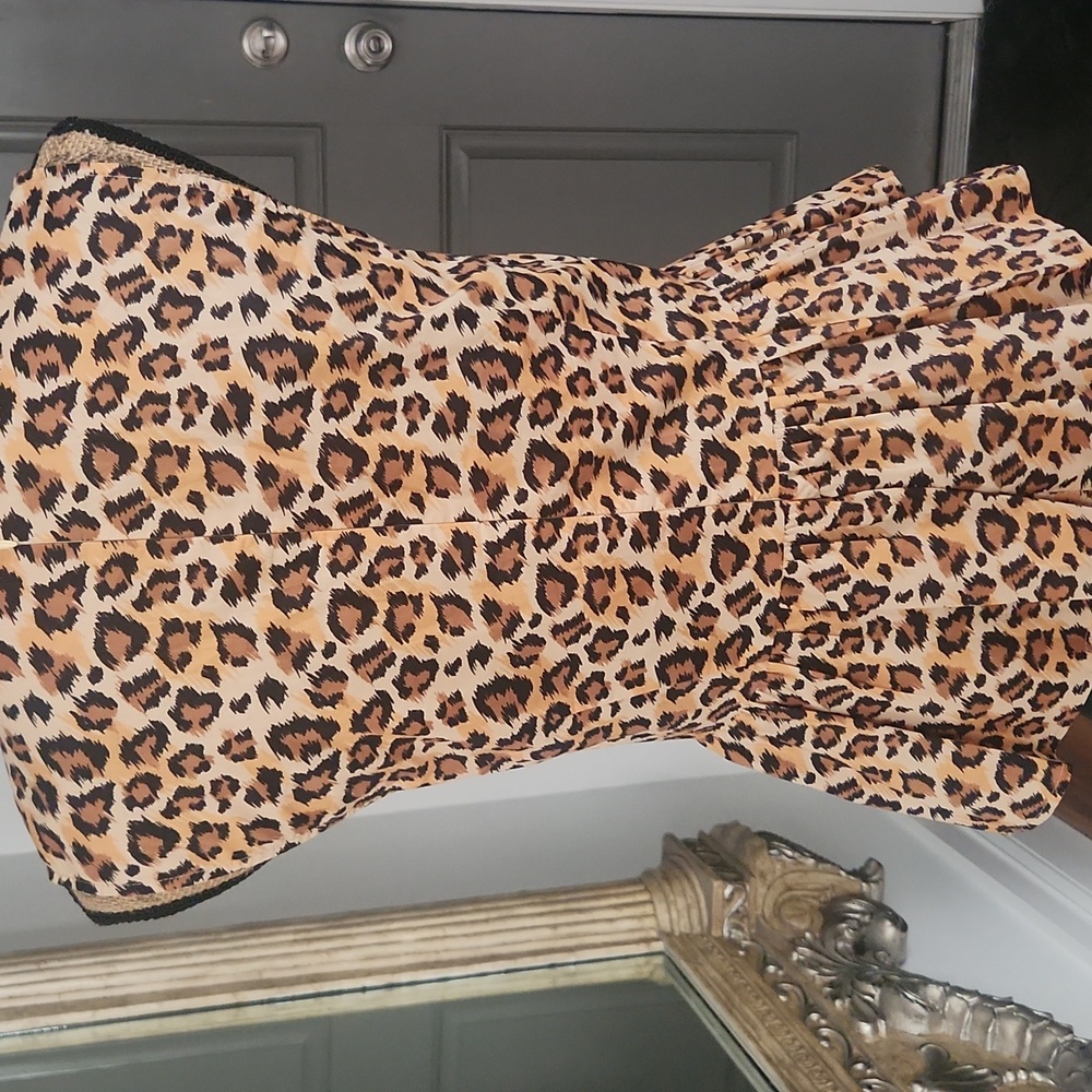 Jodifl Leopard Print Bows Peplum  Sleeveless Top - Picture 4 of 6